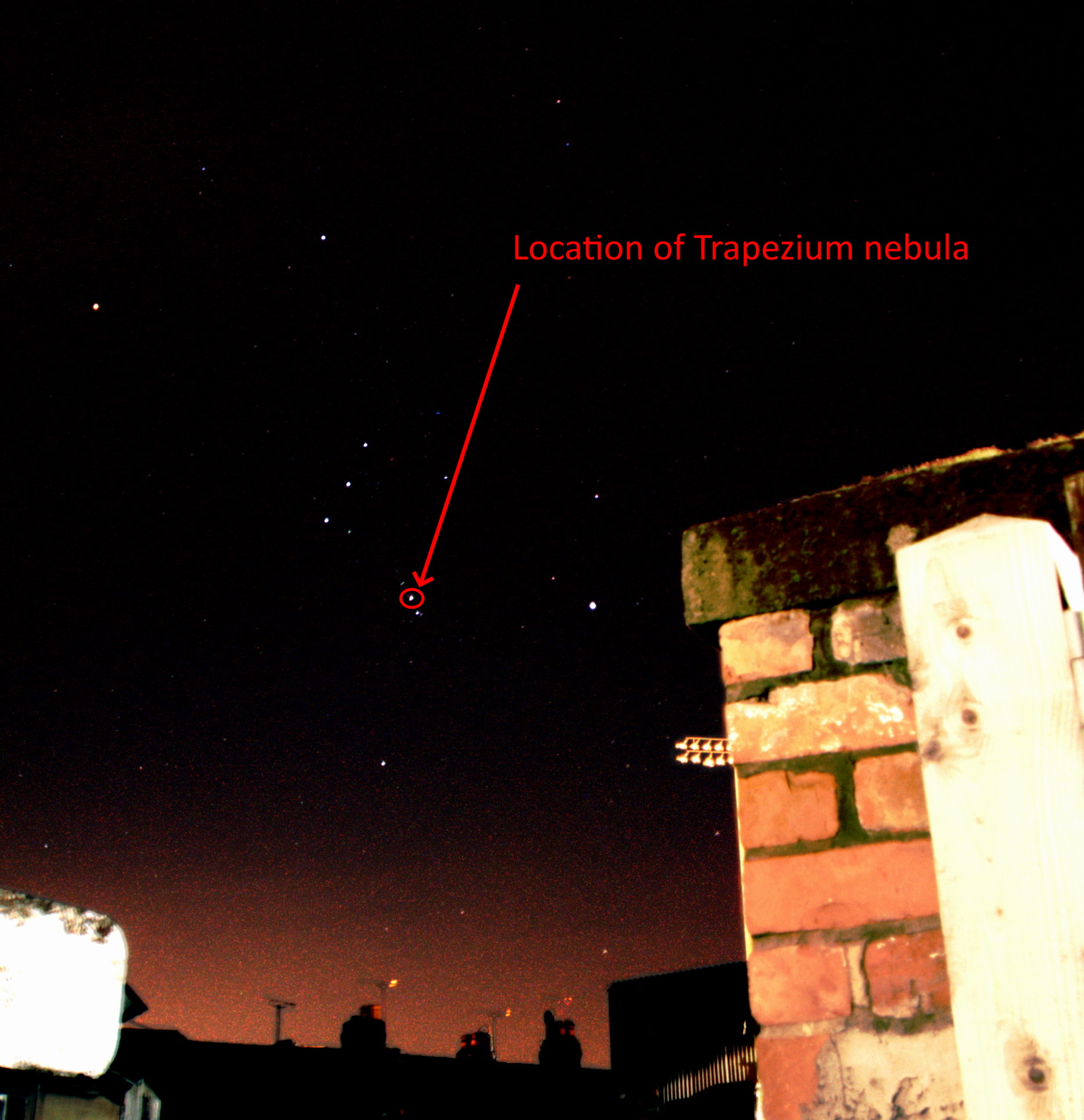 Showing the location of the Trapezuim nebula in Orions Sword.